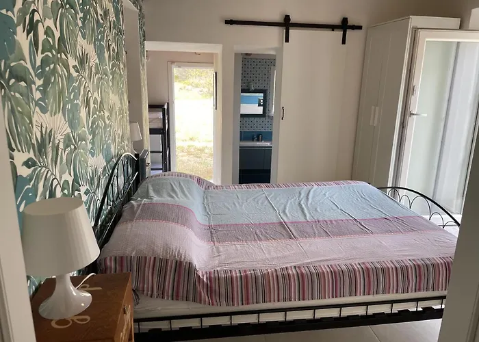 Stazzo Monti Russu Альенту